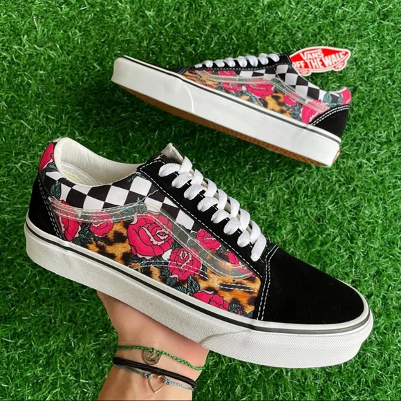 Vans Old Skool Rose Animal Checkerboard - Picture 1 of 7